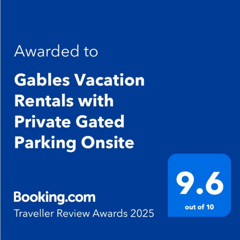 Gables Vacation Rentals With Private Gated Parking Onsite Knockpatrick Εξωτερικό φωτογραφία